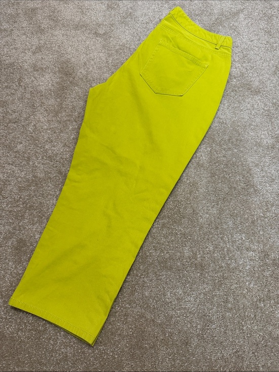 Coldwater Creek Pants - Coldwater Creek Capris, Chartreuse Color Denim, size 8